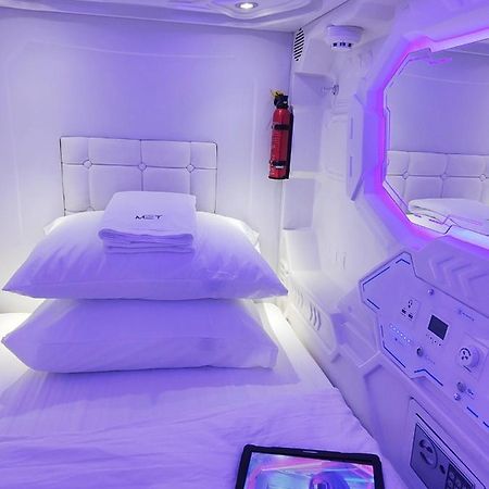 Met A Space Pod @Phrom Phong Bangkok Ngoại thất bức ảnh