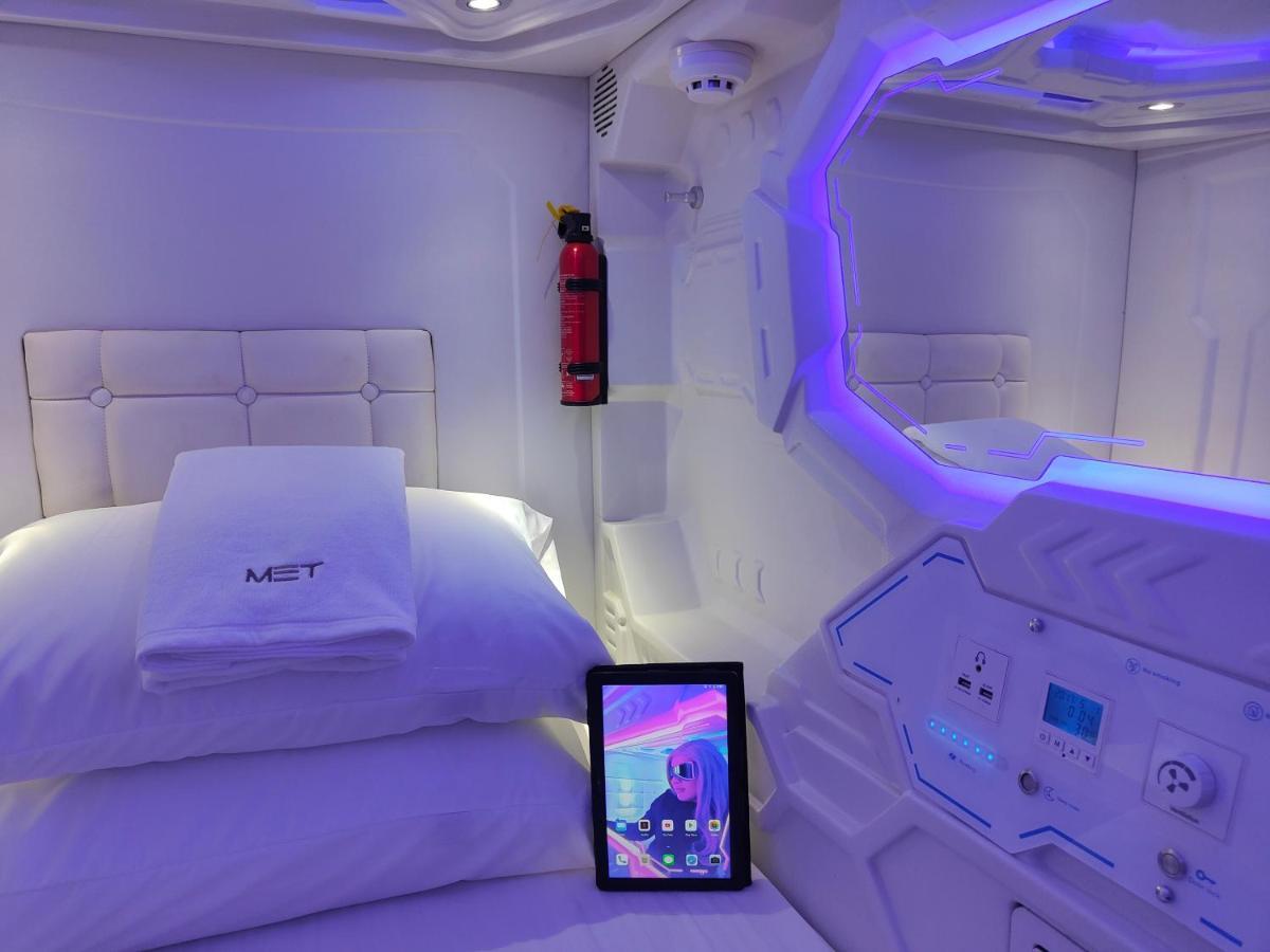 Met A Space Pod @Phrom Phong Bangkok Ngoại thất bức ảnh