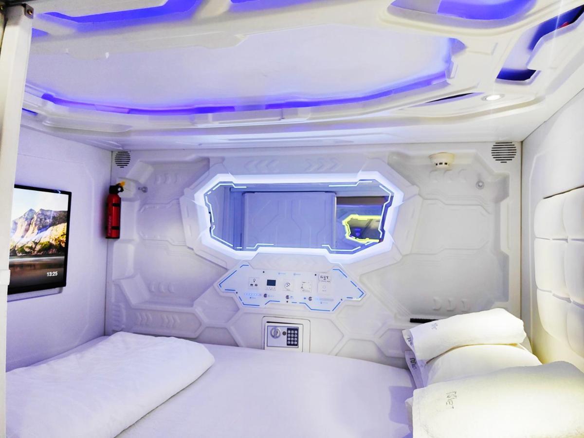 Met A Space Pod @Phrom Phong Bangkok Ngoại thất bức ảnh